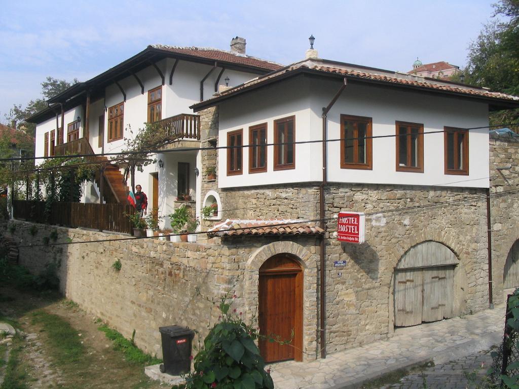 Hostel Mostel Велико-Тырново Экстерьер фото
